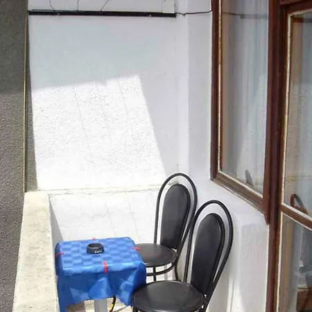 Gæstehus Jani 2*